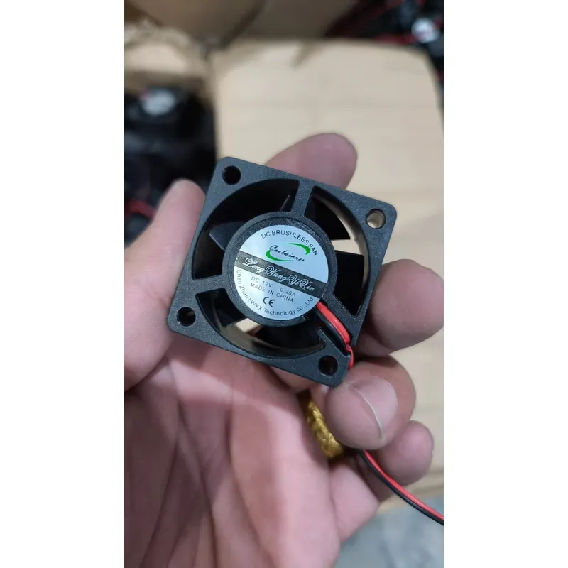 Diy Electronics Project - Ventola di raffreddamento 12V con lubrificazione